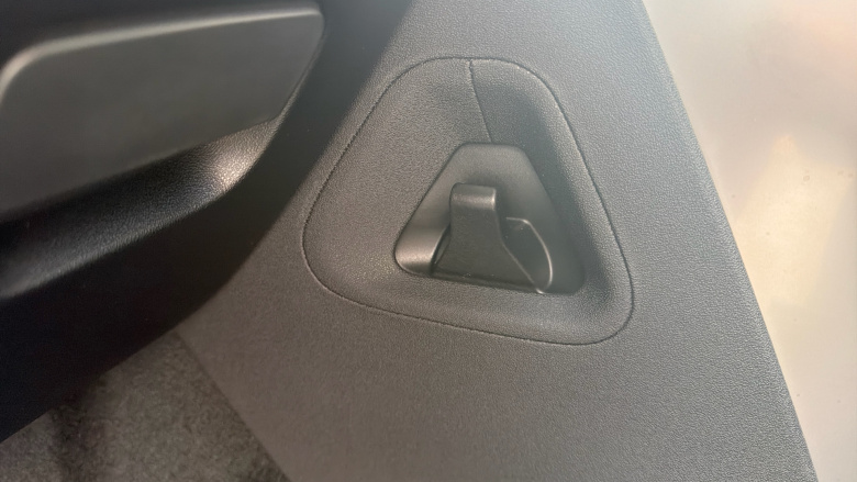 Land Rover Discovery 3.0 D350 Tempest 5dr Auto Diesel Station Wagon